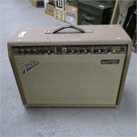 Fender Acoustasonic Junior Amp