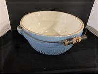10” crock bowl with handle