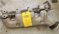 CHEVY BIG BLOCK EXHAUST MANIFOLD LATE 90S