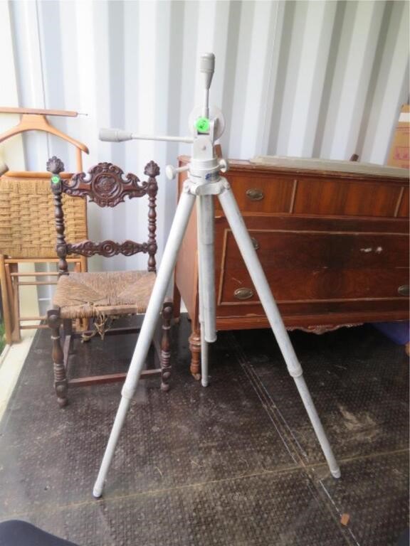 TILTALL TRIPOD