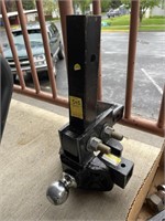 HEAVY DUTY TOW HITCH & BALL