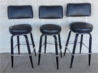 3 Bar Stools 30in Seat Height