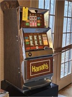 HARRAR'S SLOT MACHINE