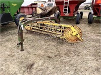 John Deere 671 5-bar pull-type hay rake