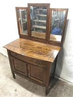 Wooden Wash Stand With Mirror