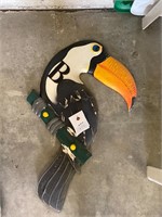 toucan decor/coat hanger