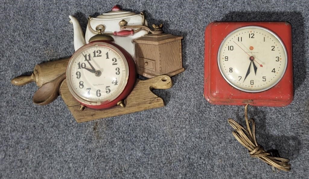 Vintage Kitchen Clocks