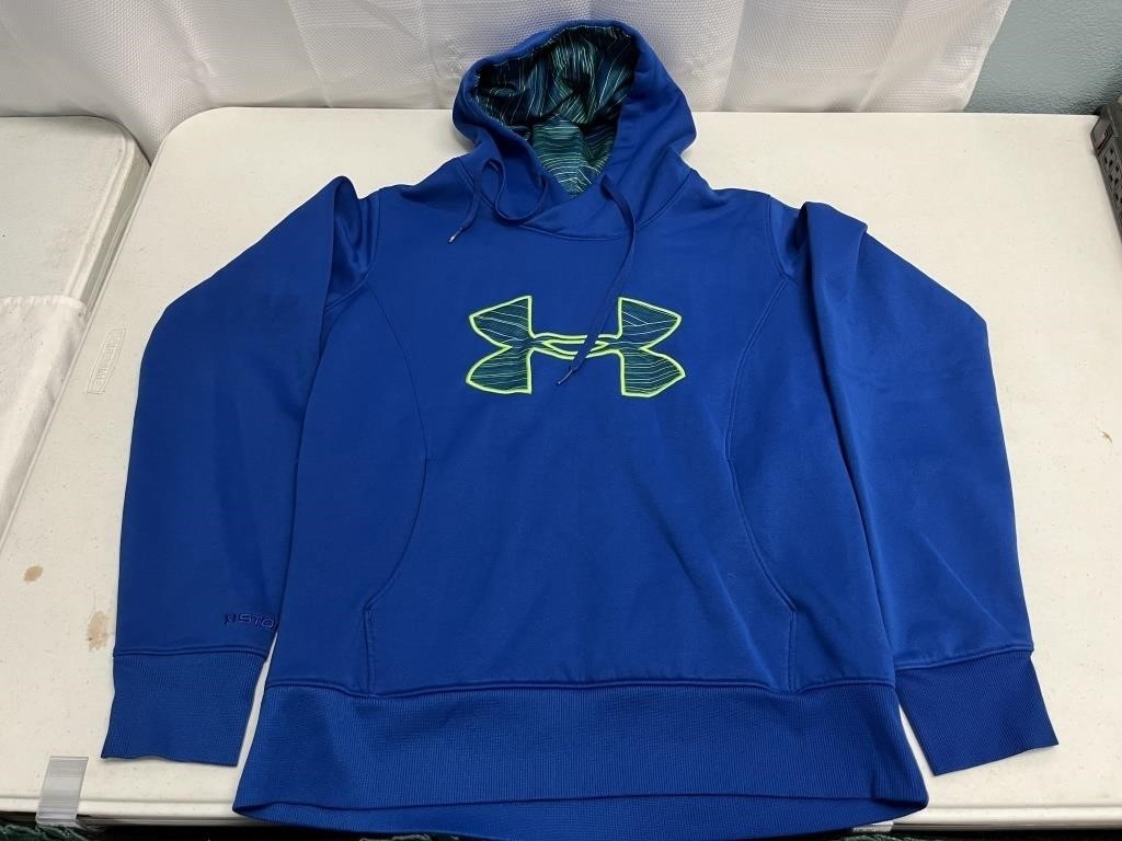 Under Armor Semi Fitted Hoodie