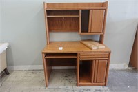 Desk with Storage top (2 pieces)