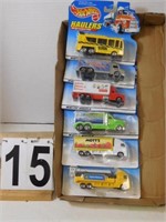 6 Hot Wheels Car Hauler Includes School Bus