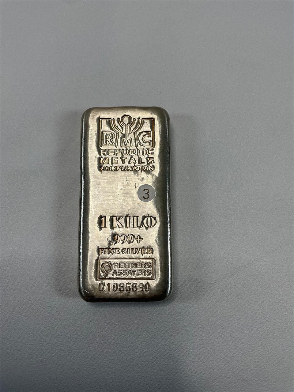 1 Kilo .999 Silver Bar