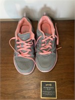 Pink & Grey Women's Sneakers Sz 6