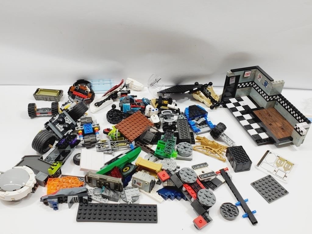 Lot of Lego Pieces 2.2 POUNDS