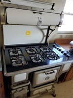 ELMIRA STOVE WORKS 6 BURNER PROPANE COOK STOVE