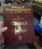DUNGEONS & DRAGONS - GNOMES & HALFLINGS
