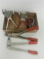 BOX: PIPE EXPANDER TOOLS, PIPE CUTTERS, ETC.