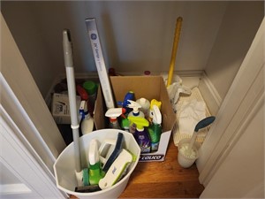 Cleaning lot, cleaners. Scrubbers, toilet