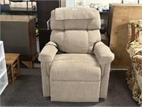 New With Tags Golden Lift Recliner