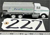 Winross Die Cast First Recovery Box Truck