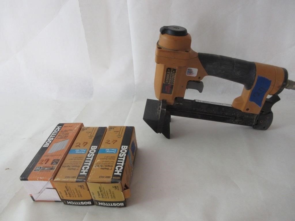 Bosttitch 3/8" floor stapler w/ staples