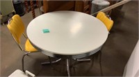 Vintage retro style table w/ 2 chairs