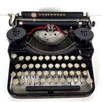 Underwood Standard Portable Typewriter