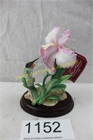 Homco Humming Bird/Orchid Figurine w/Wood Base