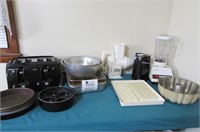 Small appliances and pans