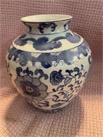 10" Blue White Asian Decor Vase