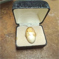 Cameo Gold Toned Ring