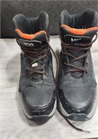 Helly Hansen Safety Boots SIZE 10.5 -NOTE