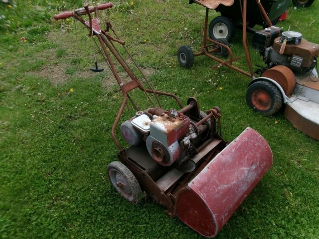 Online Only vehicle/tool/tractor/antique/and equipment aucti