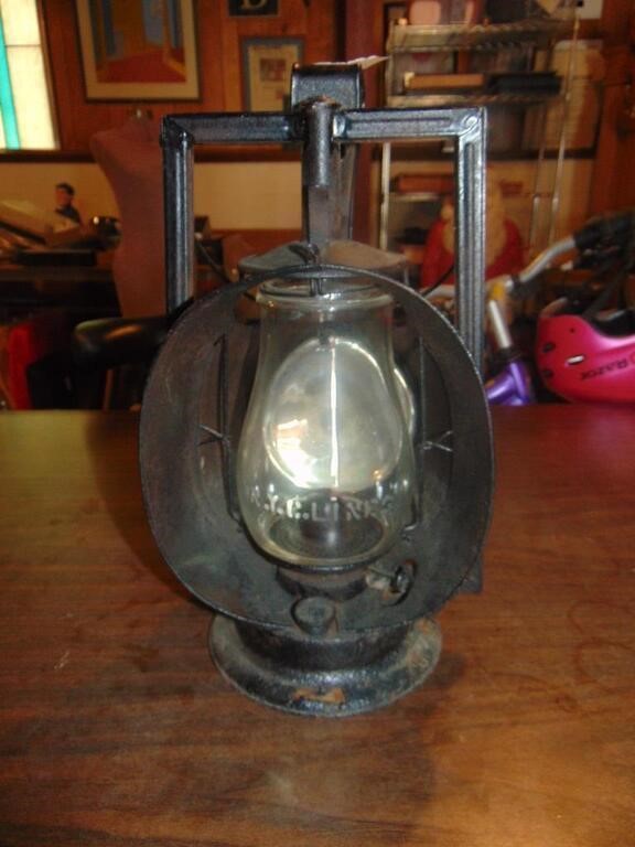 Dietz RR inspector Lamp marked NY.