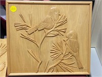 WOOD CARVING OF 2 SPARROWS
