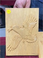 WOOD CARVING OF A KINGFISHER