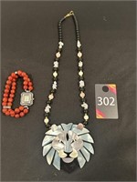 Loin Shell Necklace & Les Sands Quartz Watch