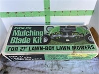 Lawn Boy 21" mulcher kit