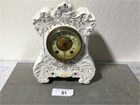 Vintage Waterbury porcelain mantel clock