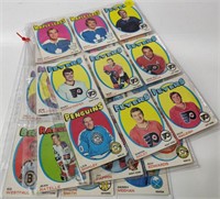 27 1971-72 OPC Hockey Cards