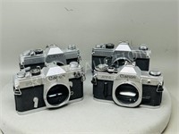 4 Canon camera bodies
