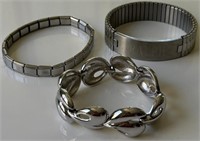 J - 3 COSTUME JEWELRY BRACELETS (J10 1)