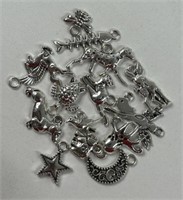 LOT OF 12.7g SILVER CHARMS