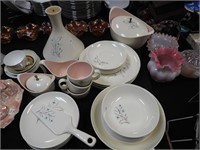 34 pieces Windemere Ever Yours dinnerware by