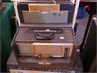 Wave Magnet Zenith radio with original