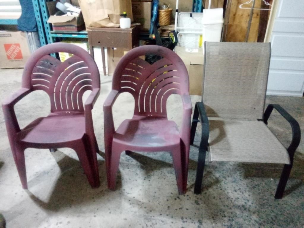 Patio Furniture Including a 5 Position Back Chair