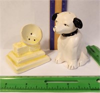 Salt&Pepper shaker dog and phonograph set