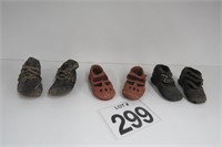 Ceramic Decorative Baby Shoes