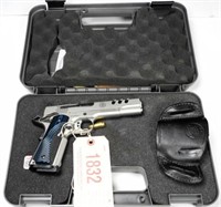 Smith & Wesson Performance Series model PC1911