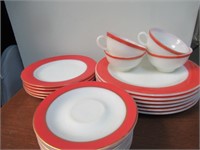 Pyrex White & Pink Dishes (Has Some Wear)