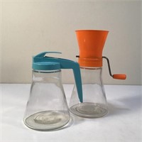 VINTAGE ICE CRUSHER / SYRUP PITCHER